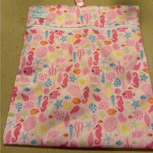 Green Sprouts Kids Divided Wet/Dry Bag